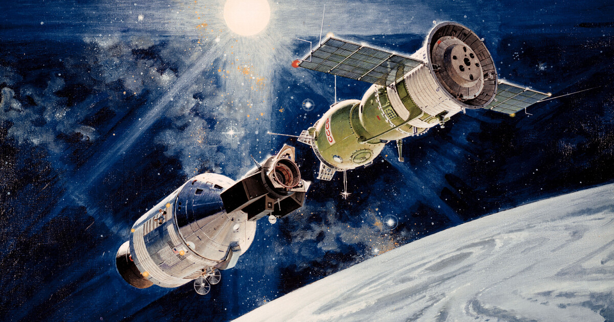 apollo soyuz mission vehical assembly
